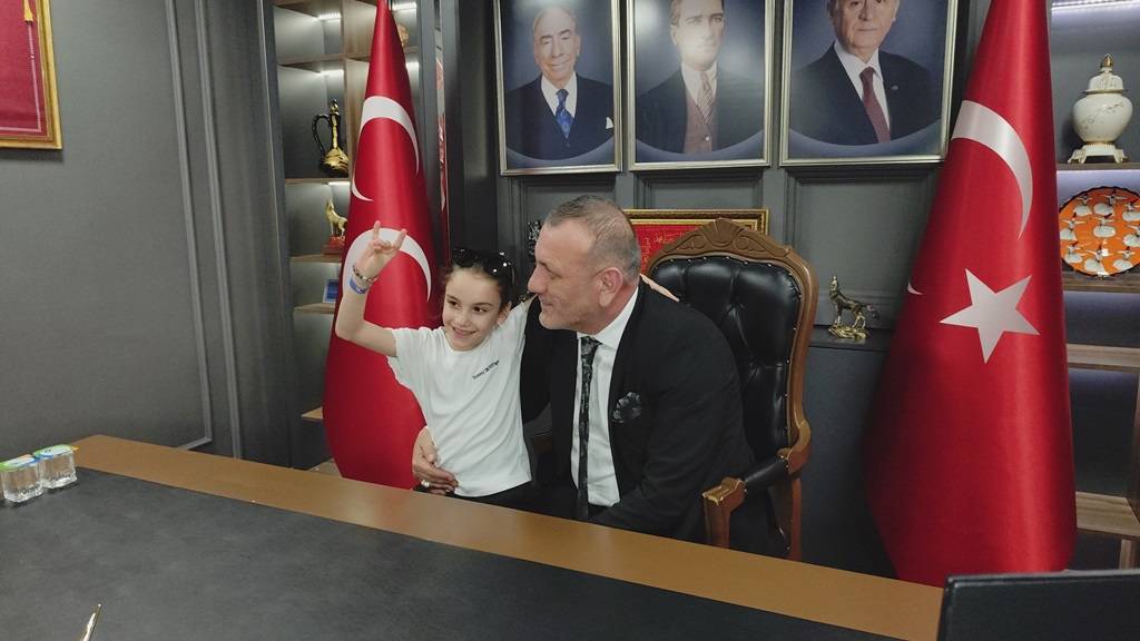MHP Pendik ilçe başkanı Muharrem Kır görkemli bir törenle görevine başladı 12
