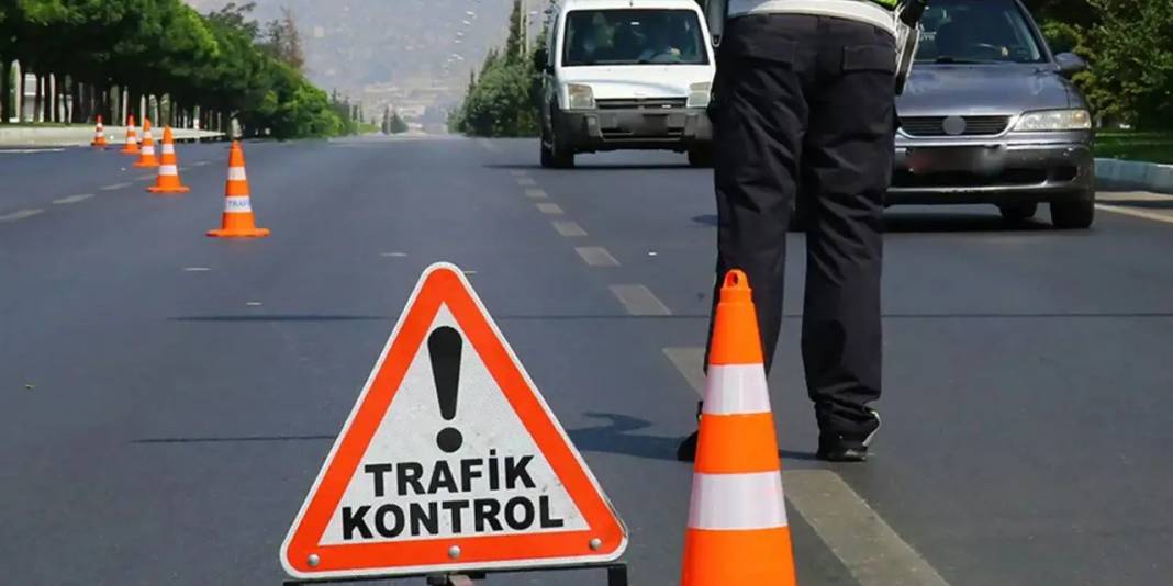 Araç sahipleri bu habere dikkat! Güvenlik ekipmanları güncellendi, işte bulunması zorunlu araç- gereçler 3