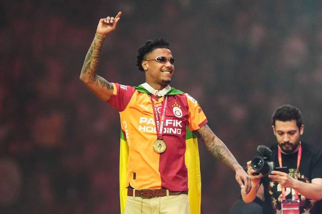 Galatasaray'ın şampiyonluk coşkusu doruklara çıktı! 7