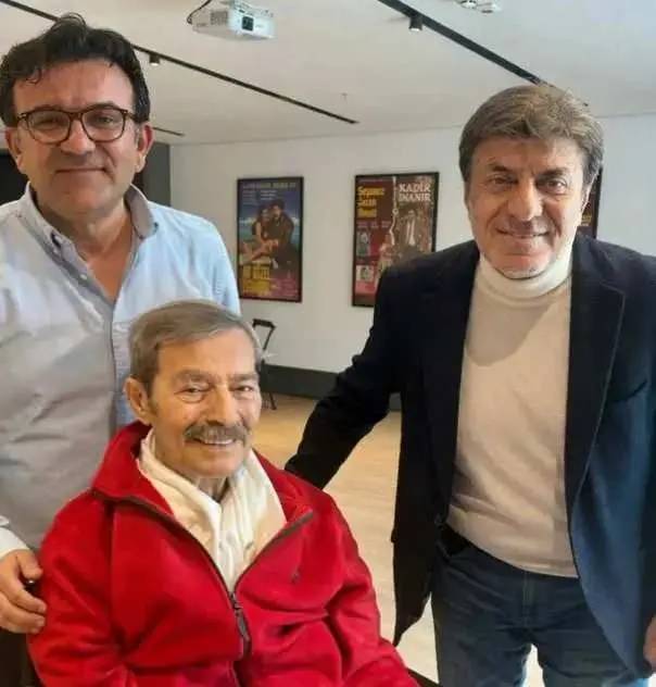Korkulan oldu: Usta oyuncu Kadir İnanır'dan kötü haber! 6