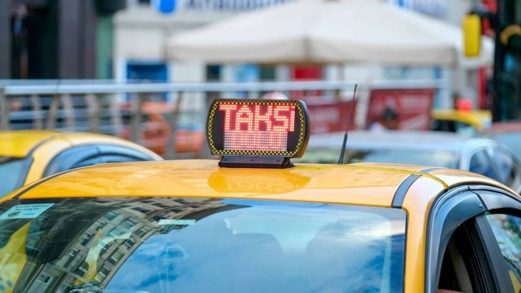İstanbul taksilerinde büyük yenilik: Taksiciler Odası'ndan yeni yerli uygulamayla ilgili önemli detaylar... 4