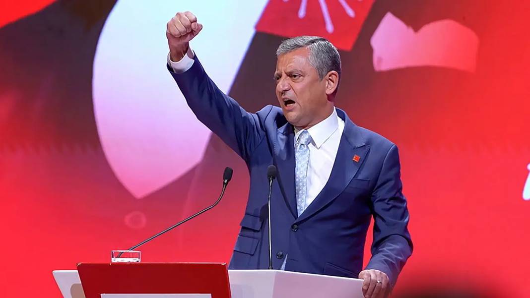 Özgür Özel'in yeni parti açıklaması seçim anketini etkiledi mi? İşte o rakamlar... 6