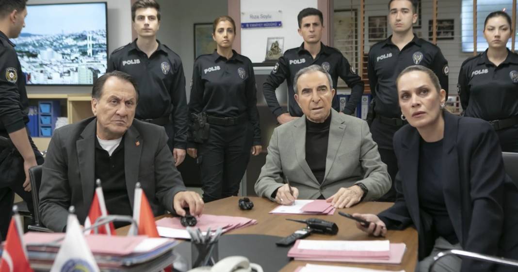 Efsane dizi Arka Sokaklar’da dikkat çeken gelişme: Final yapması beklenirken… 4