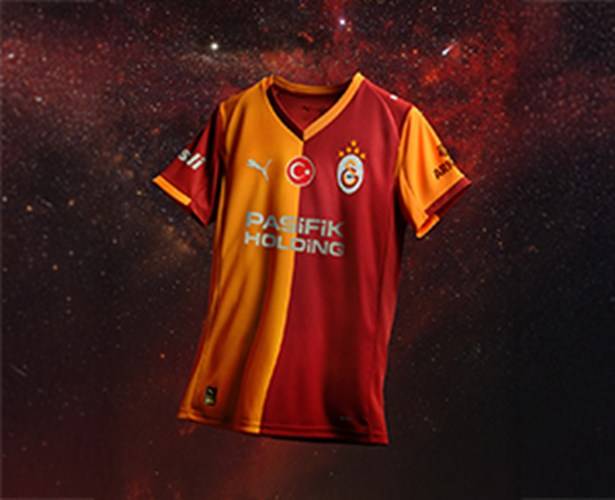 Galatasaray'dan gıcır gıcır formasıyla 5 yıldızlı şov: Fiyatı ise dudak uçuklattı 6