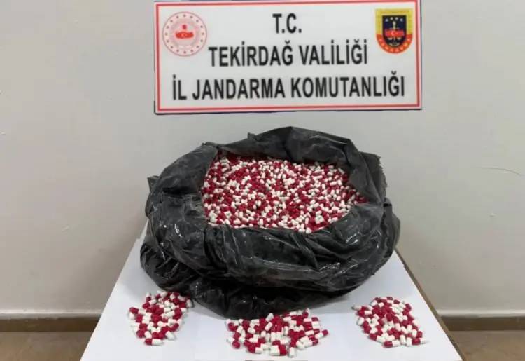 Jandarmadan 24 ilde soluk kesen narkotik operasyon: 138 şüpheli yakalandı 22