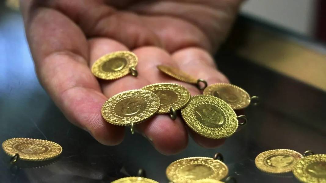 Altın yeni haftaya hareketli başladı: Fiyatlar 3 ayın zirvesine çıktı! 6