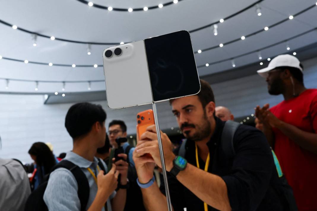 iPhone'dan akıllara zarar yenilik! “İlklerin telefonu” olarak ultra teknoloji Duo'da! 7