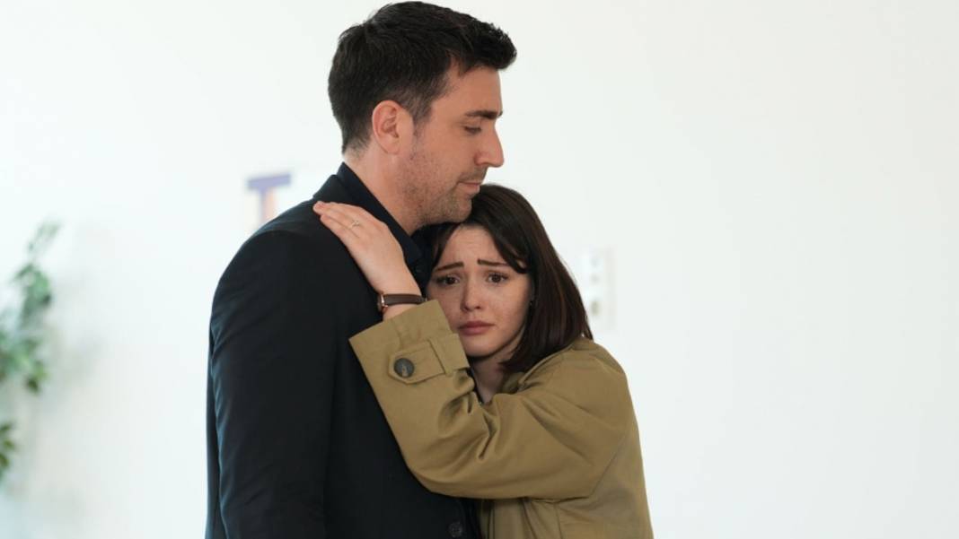 Televizyon dünyasında şok ayrılık: 3 diziyi birden final yapıyor! 3