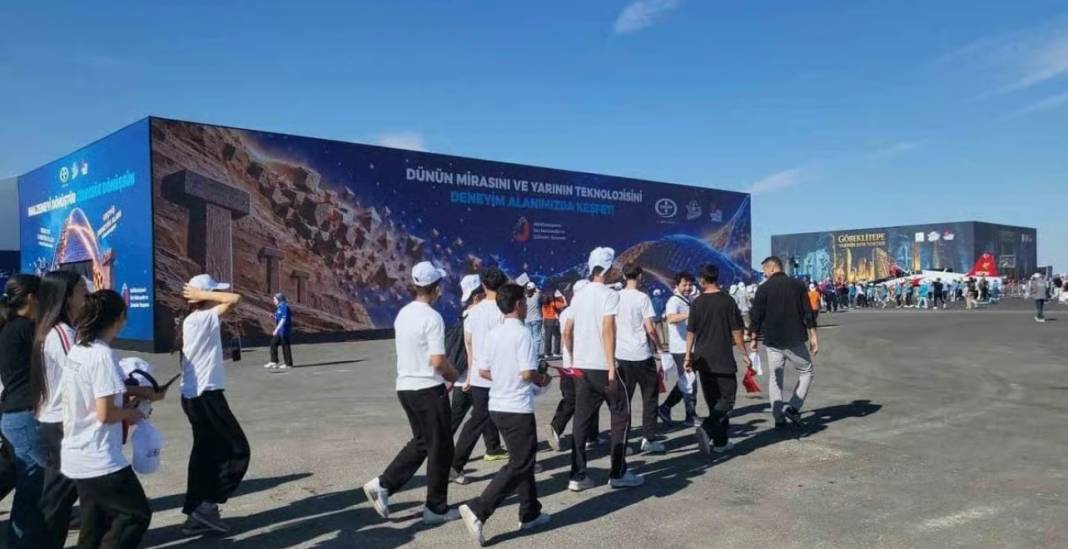 TEKNOFEST Güneydoğu Şanlıurfa'da kapılarını açtı: GAP Havalimanı'nda on binler kuyruğa girdi 7