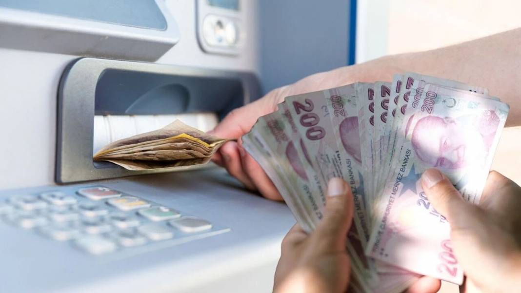 Bankalar yarışta, kesenin ağzı açıldı! Emekliler için son 8 gün 3