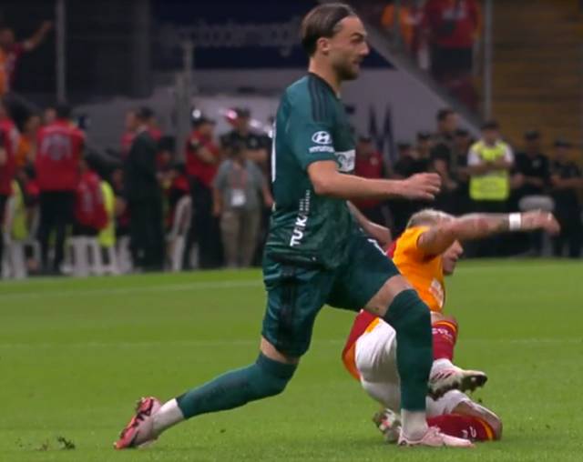 Ünlü yorumcuları tek taraf etti: Galatasaray'ın iptal edilen golünde karar doğru mu? 4