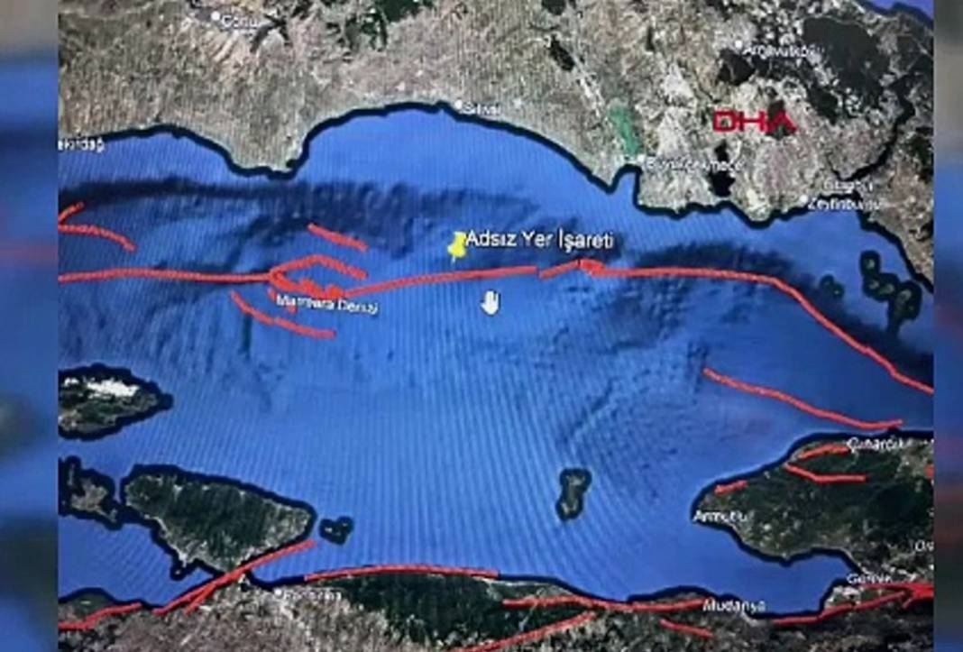 Marmara peş peşe sallanıyor: Uzmanlardan dikkat çeken detay: Fay hattı kayıyor... 5