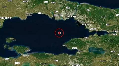 Marmara peş peşe sallanıyor: Uzmanlardan dikkat çeken detay: Fay hattı kayıyor... 1