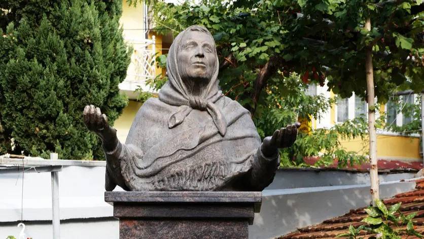 Dünya Baba Vanga’nın Kasım 2026 kehanetini konuşuyor! 5