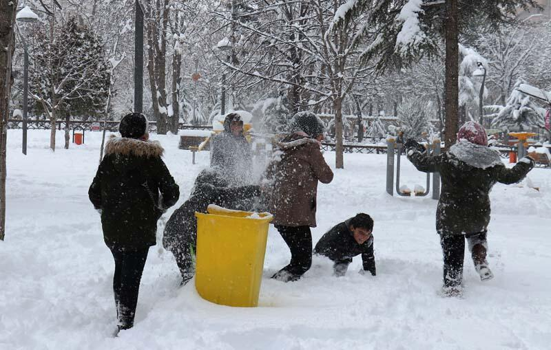 Yarın hangi illerde okullar tatil edildi? İşte 14 Şubat'ta kar tatili olan il ve ilçeler... 6