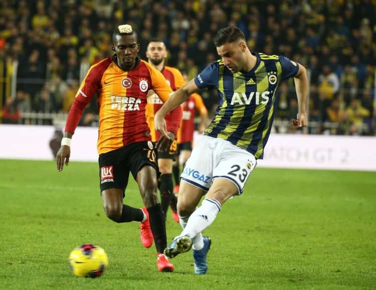 Fenerbahçe - Galatasaray maçı sonrası sosyal medya yıkıldı 11