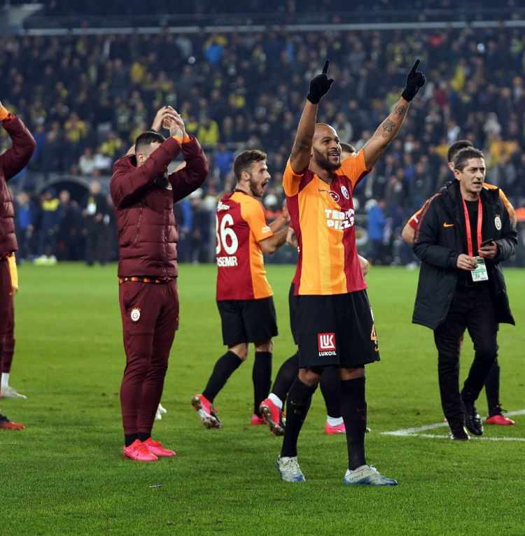 Fenerbahçe - Galatasaray maçı sonrası sosyal medya yıkıldı 12