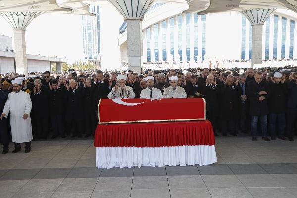 İdlib şehitlerine acı veda! Cenazedeki kareler yürekleri bir daha yaktı 7