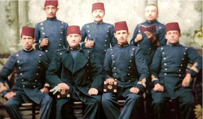 Ulu Önder Mustafa Kemal Atatürk'ün 18 yaşındaki fotoğrafı bulundu 1