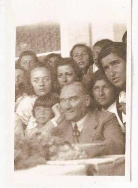 Ulu Önder Mustafa Kemal Atatürk'ün 18 yaşındaki fotoğrafı bulundu 11