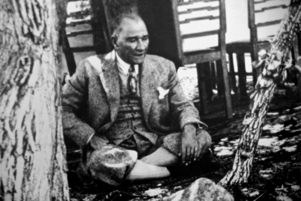 Ulu Önder Mustafa Kemal Atatürk'ün 18 yaşındaki fotoğrafı bulundu 4