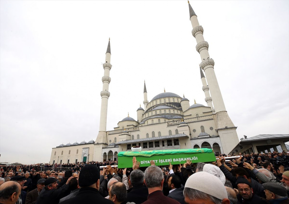 Hafız ve Mevlithan İsmail Coşar'ın cenazesindeki şok detay! 8