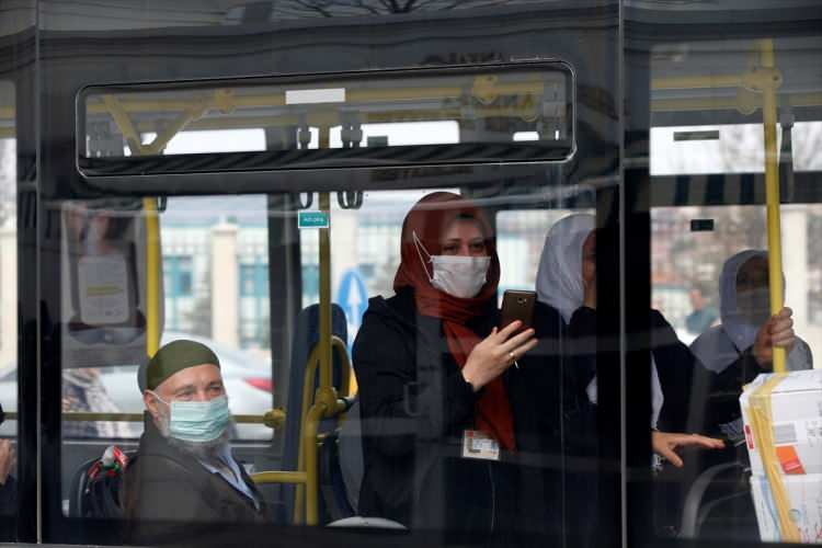 Medine'den dönen Umre yolcuları karantinada! 1