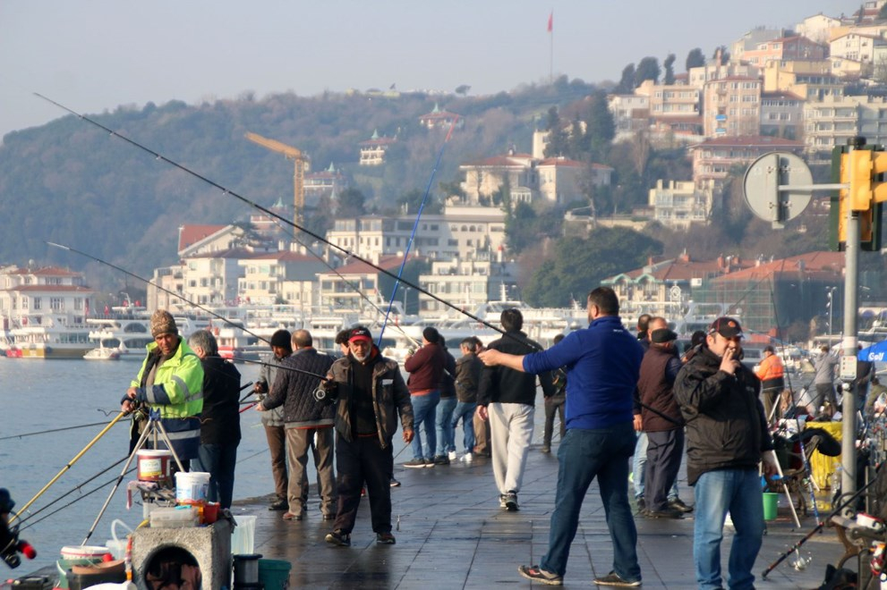 İstanbullular koronavirüse rağmen bugün de sahile akın etti 3