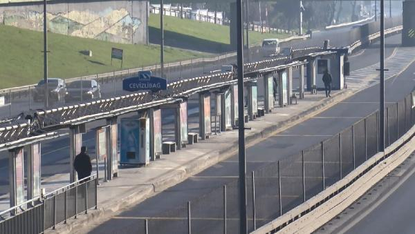 'Sokağa çıkma yasağı' başladı! 15 Temmuz Şehitler Köprüsü havadan görüntülendi 10