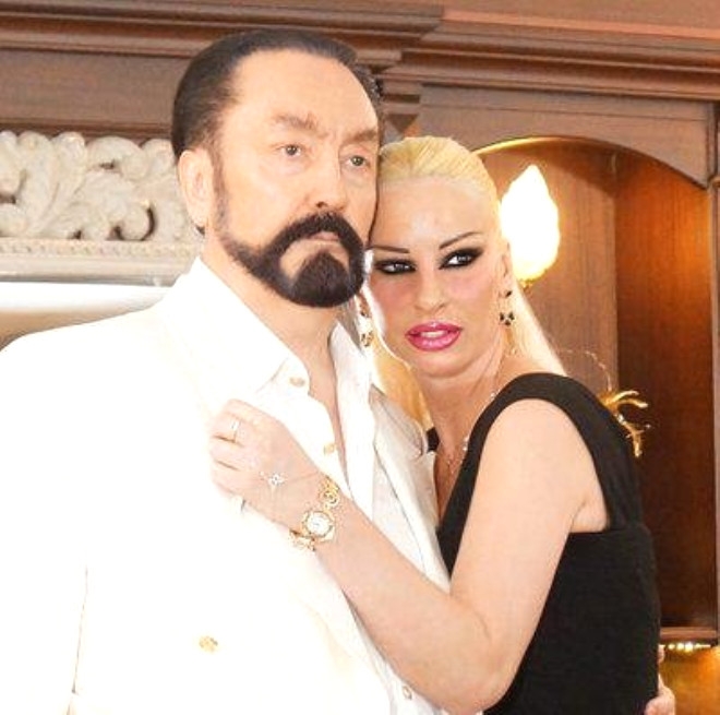 Adnan Oktar'ın az tanılan 'Kedicik'leri 4