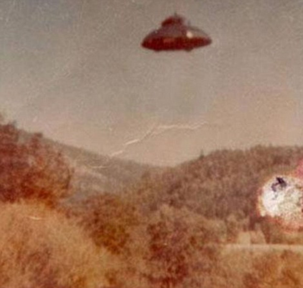 İşte yıllardır gizemi çözülemeyen UFO fotoğrafları 9