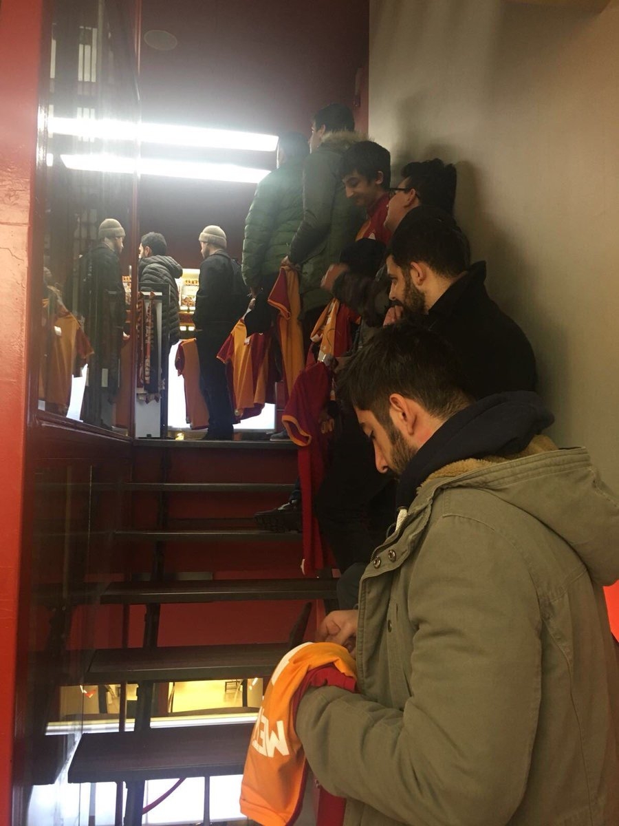 YellowFriday kampanyasında Galatasaray 5 milyon TL'lik gelir elde etti! 7