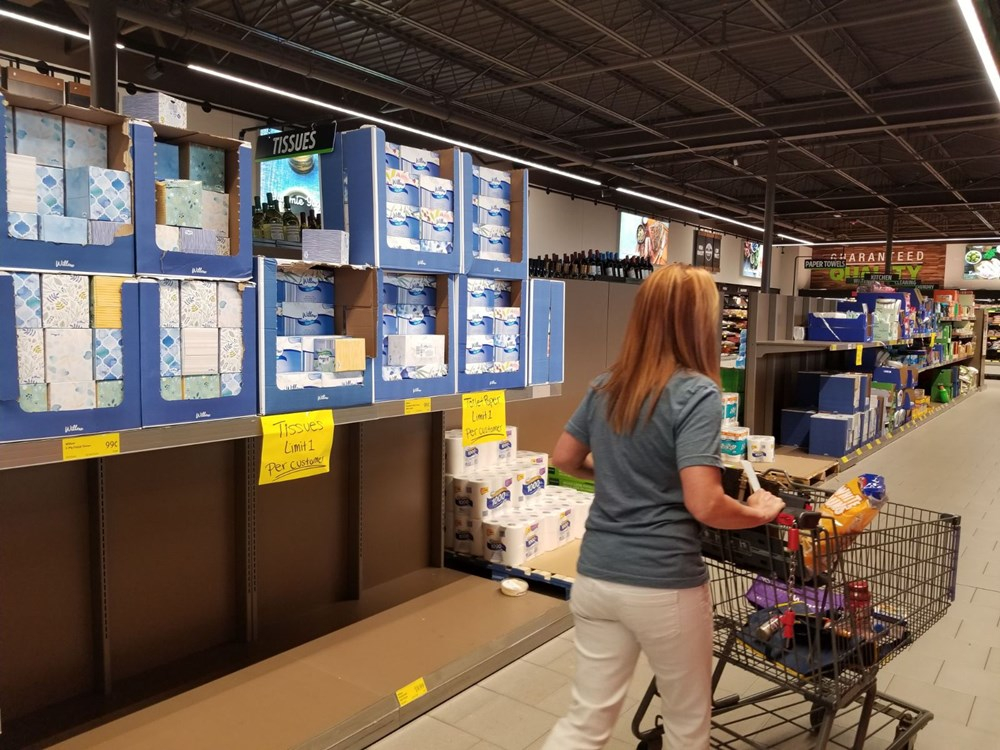 ABD'de koronavirüs nedeniyle market reyonları boşaldı 1