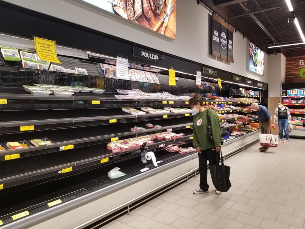 ABD'de koronavirüs nedeniyle market reyonları boşaldı 4