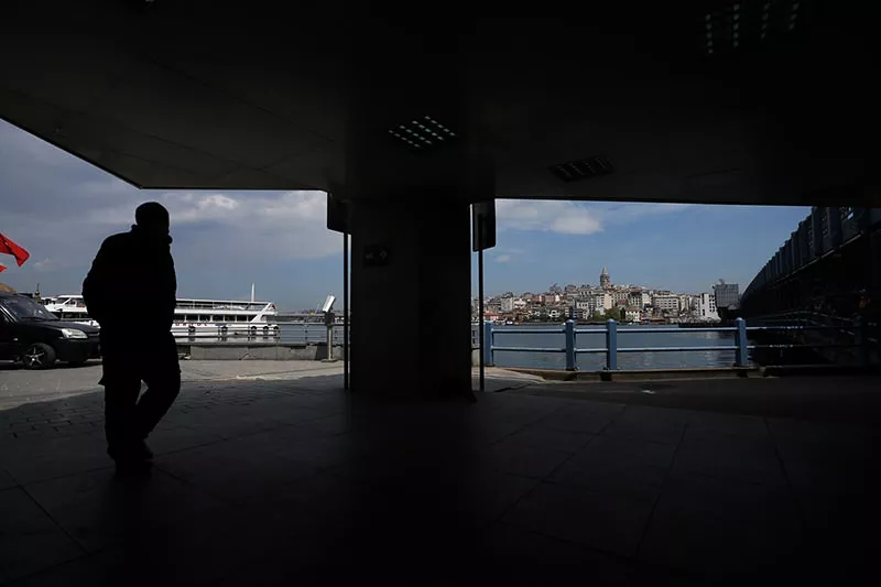 İstanbul'un tarihi mekanları koronavirüs sessizliğine büründü 11