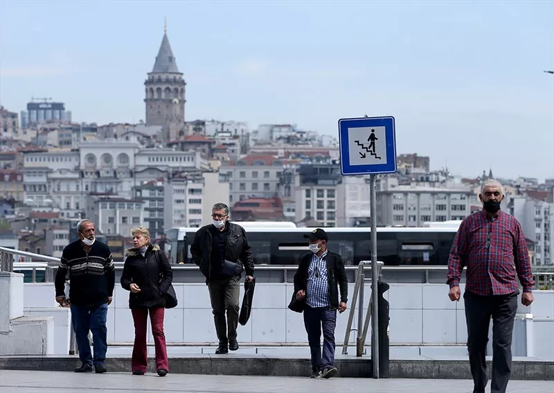 İstanbul'un tarihi mekanları koronavirüs sessizliğine büründü 4