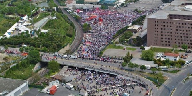 1 mayıs kutlamalarına Kovid-19 engeli