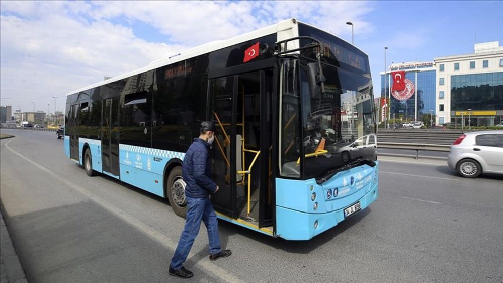 İstanbul'un ''üzerinde güneş batmayan hattı'' 500 T'de Covid-19 isyanı 4