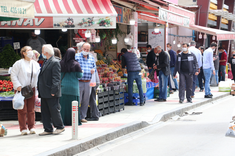 Samsun'da sokağa çıkma kısıtlamasının ardından yoğunluk 5