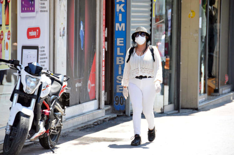 İstanbul'da yoğunluk her geçen gün artıyor! Salgın ciddiye alınmıyor 2