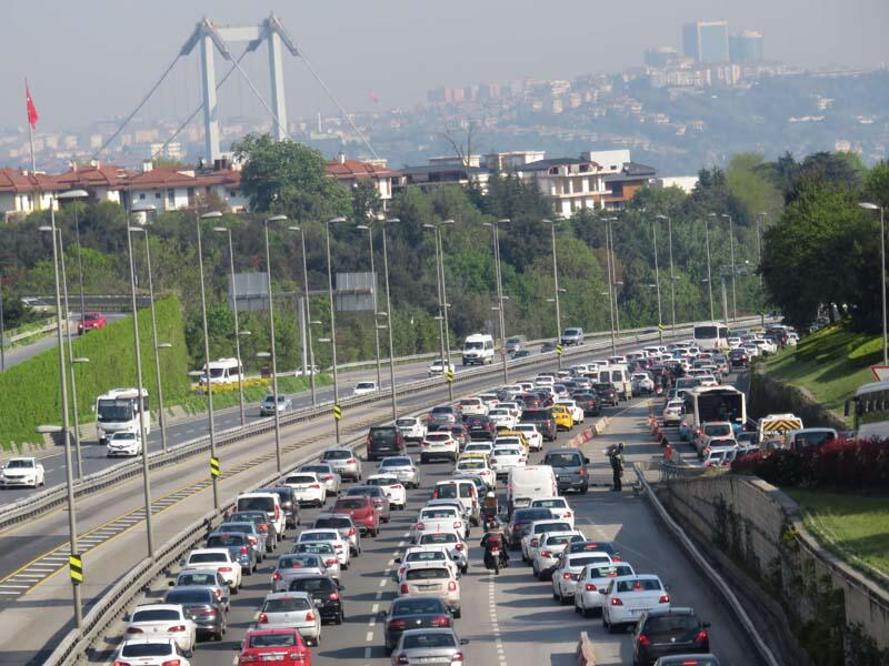 15 Temmuz Şehitler Köprüsü'nde trafik durma noktasına geldi 7