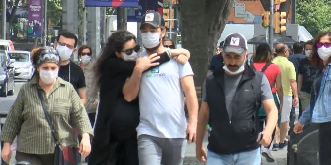 Bağdat Caddesi Kovid-19'a rağmen eski günlerini aratmadı