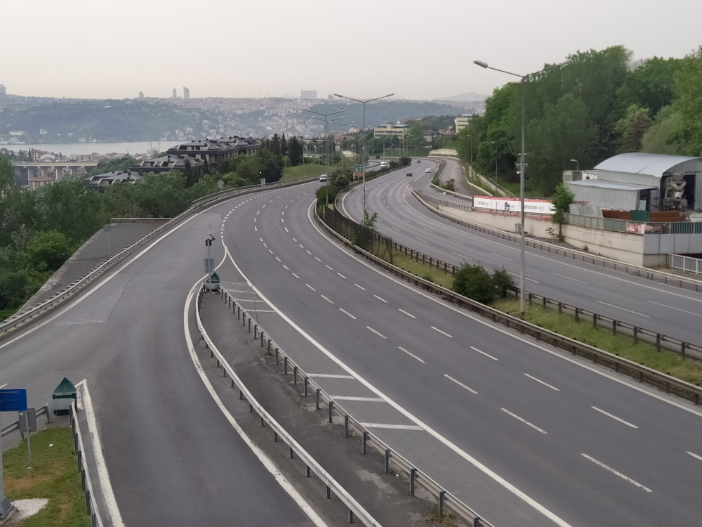 4 günlük yasakta ilk gün! İstanbul'da trafik yoğunluğu yüzde 11'e kadar düştü 1