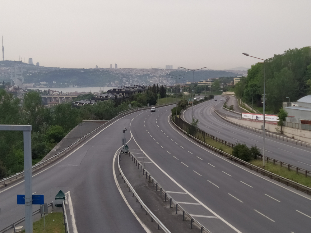 4 günlük yasakta ilk gün! İstanbul'da trafik yoğunluğu yüzde 11'e kadar düştü 2