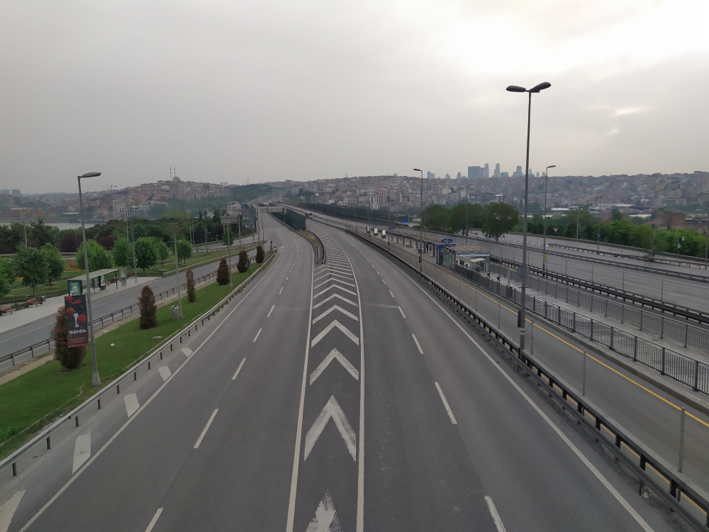 4 günlük yasakta ilk gün! İstanbul'da trafik yoğunluğu yüzde 11'e kadar düştü 3