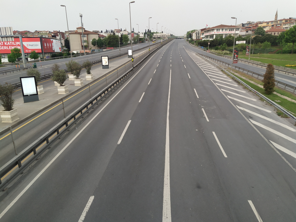 4 günlük yasakta ilk gün! İstanbul'da trafik yoğunluğu yüzde 11'e kadar düştü 7