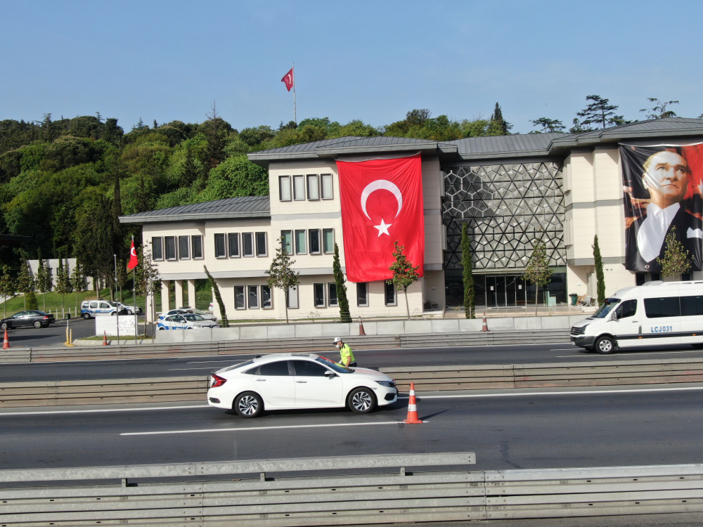 15 Temmuz Şehitler Köprüsündeki denetim havadan görüntülendi 1