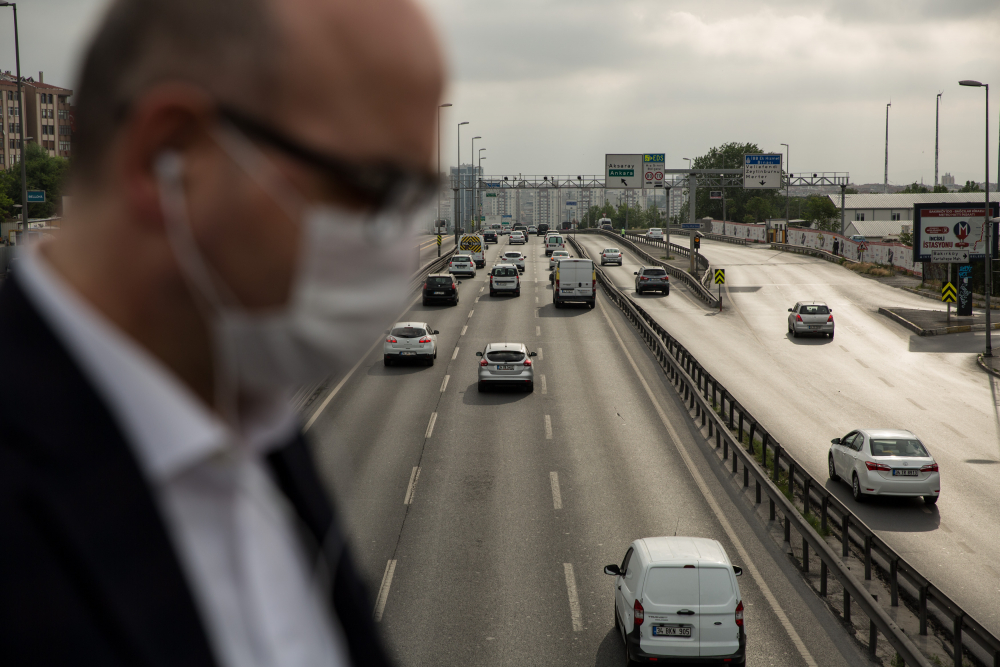 İstanbul'da sabah saatlerinde trafik yoğunluğu 1