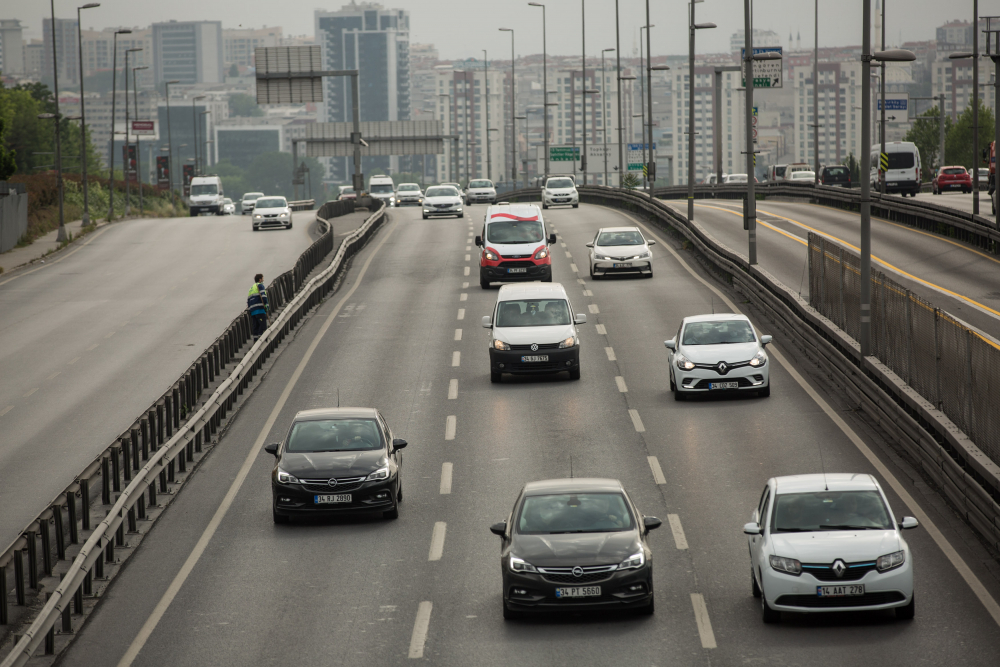 İstanbul'da sabah saatlerinde trafik yoğunluğu 3