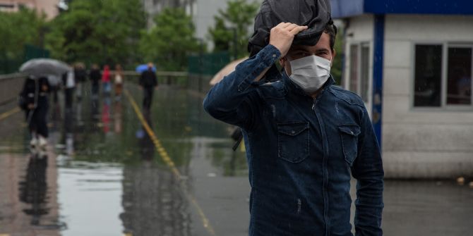 İstanbul güne yağmurla 'merhaba' dedi